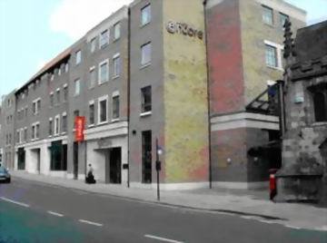 Ramada Encore York Ngoại thất bức ảnh