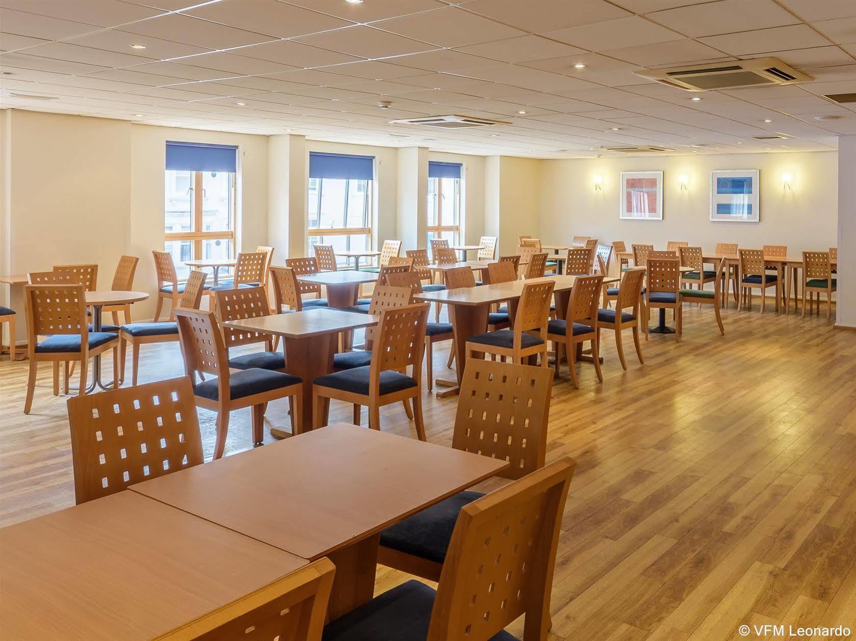 Ramada Encore York Ngoại thất bức ảnh