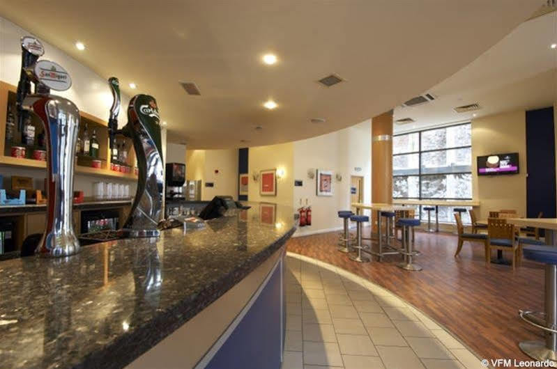 Ramada Encore York Ngoại thất bức ảnh